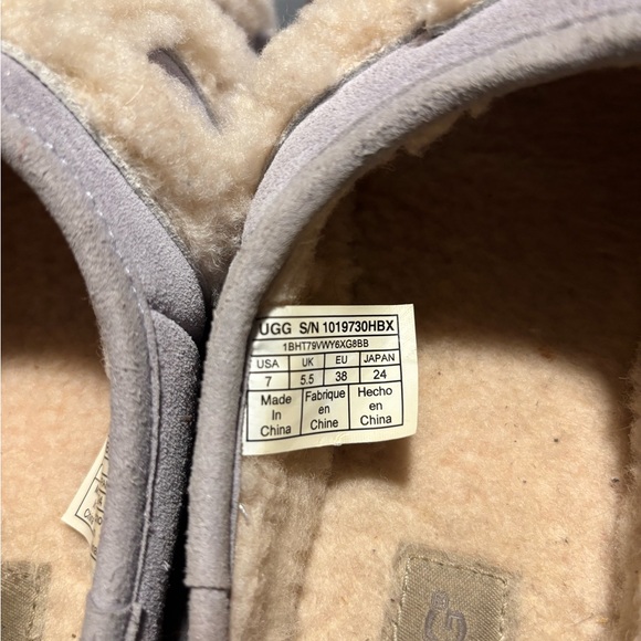 UGG Lilac Suede and Shearling Slide Slipper Woman’s Size 7 - Picture 5 of 8
